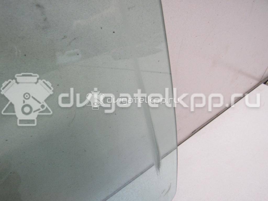 Фото Стекло двери передней правой  1088904 для Ford Focus {forloop.counter}}