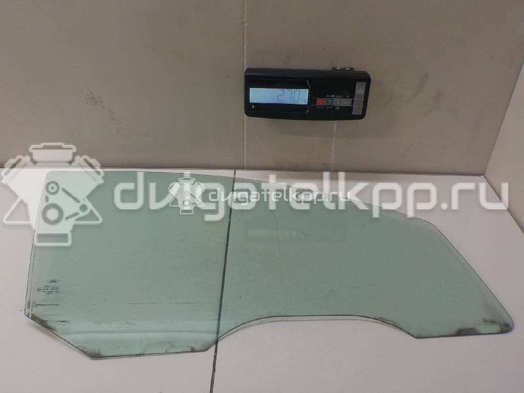 Фото Стекло двери передней правой  1088904 для Ford Focus {forloop.counter}}