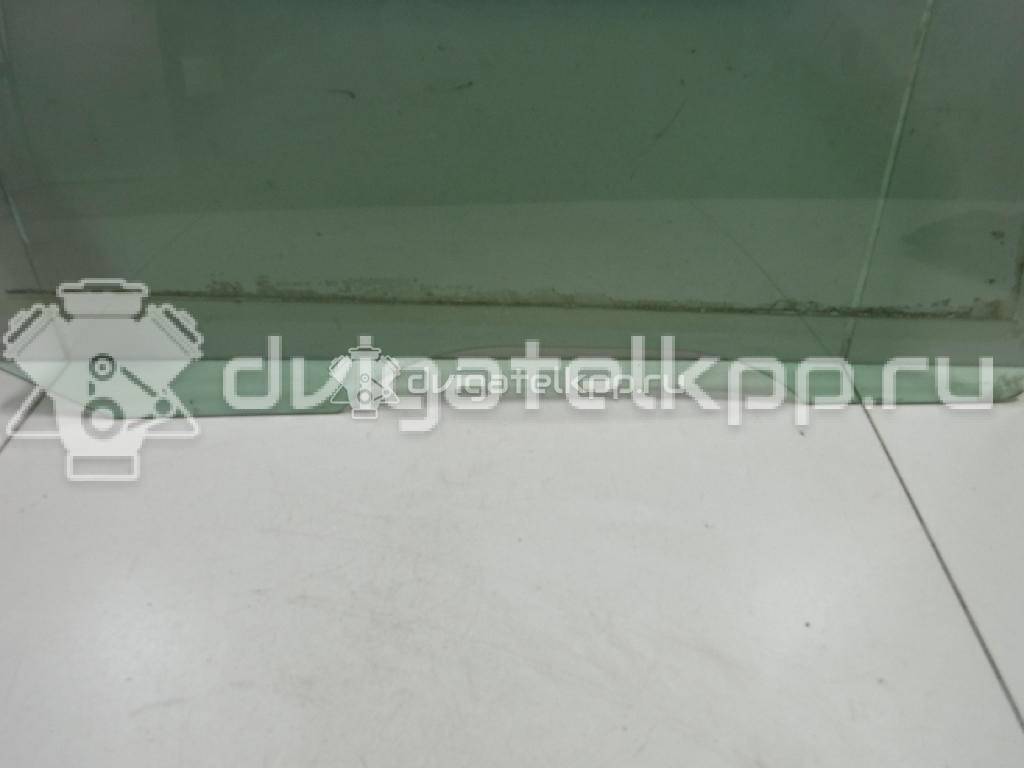 Фото Стекло двери передней правой  1088904 для Ford Focus {forloop.counter}}