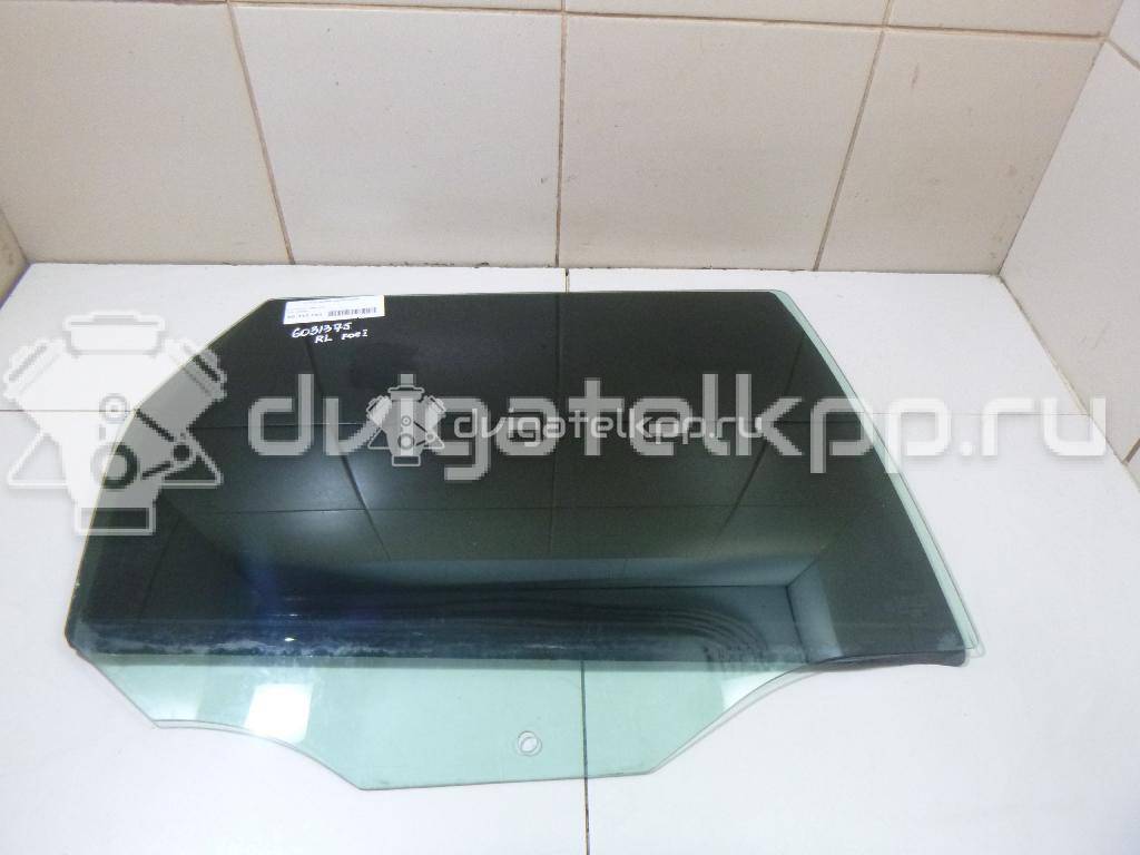 Фото Стекло двери задней правой  1098792 для Ford Focus {forloop.counter}}