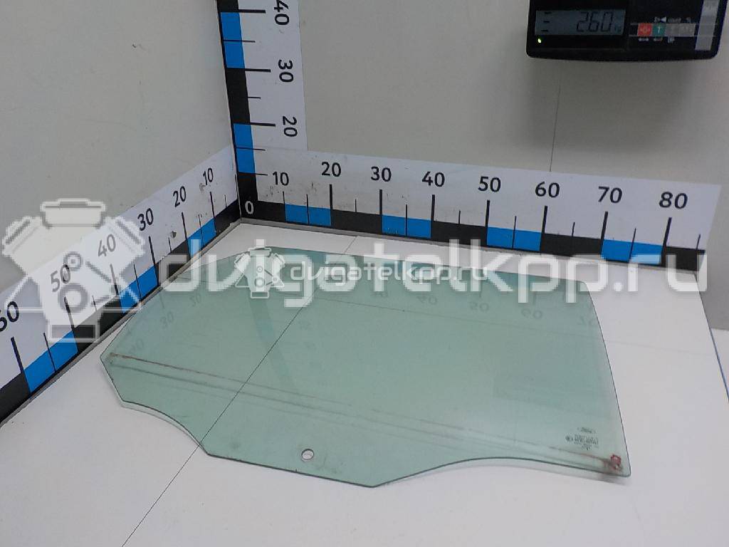 Фото Стекло двери задней правой  1098792 для Ford Focus {forloop.counter}}