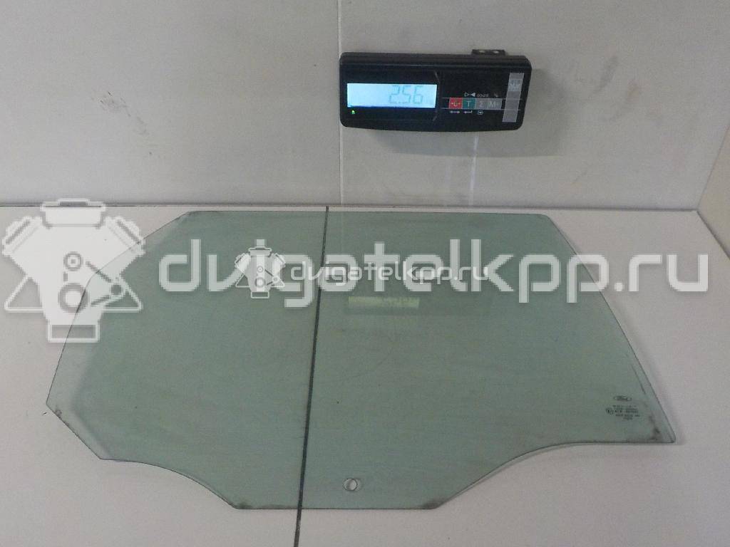 Фото Стекло двери задней правой  1098792 для Ford Focus {forloop.counter}}