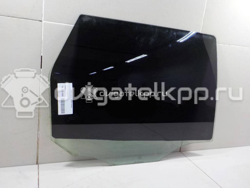 Фото Стекло двери задней правой  1098792 для Ford Focus {forloop.counter}}