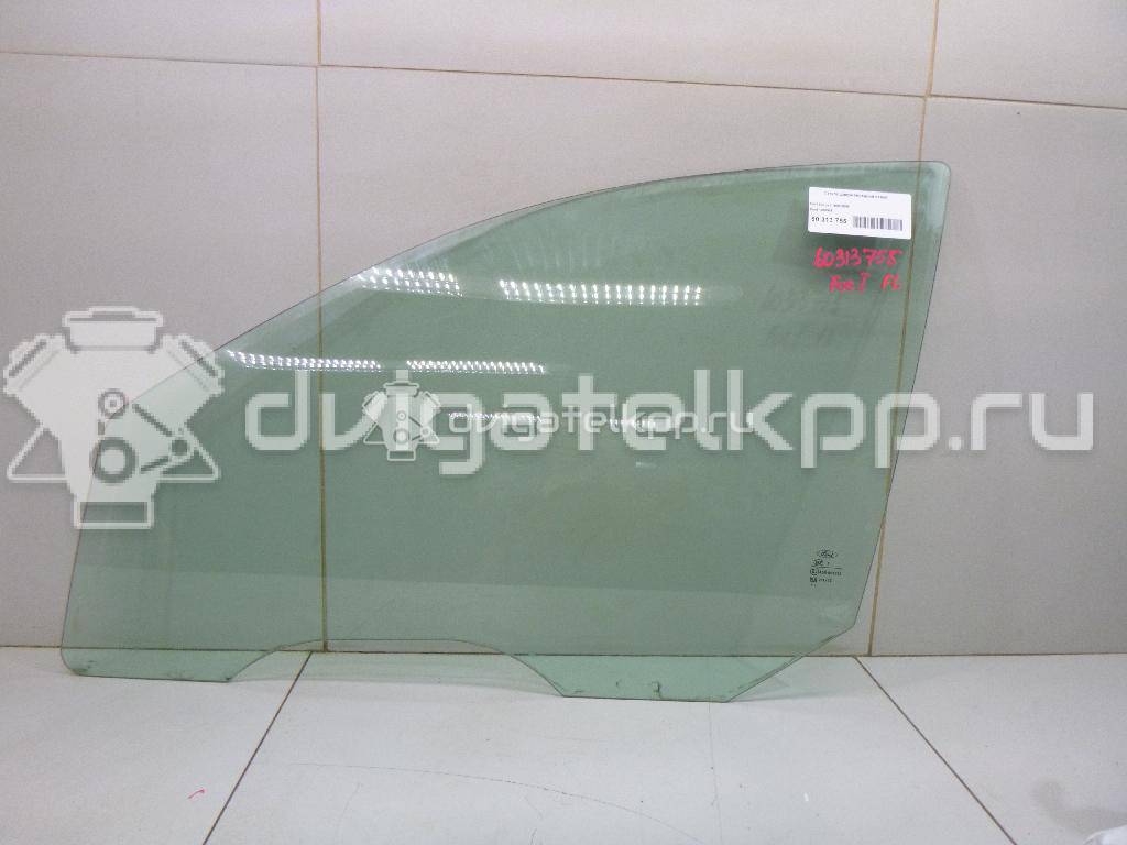 Фото Стекло двери передней левой  1088905 для Ford Focus {forloop.counter}}