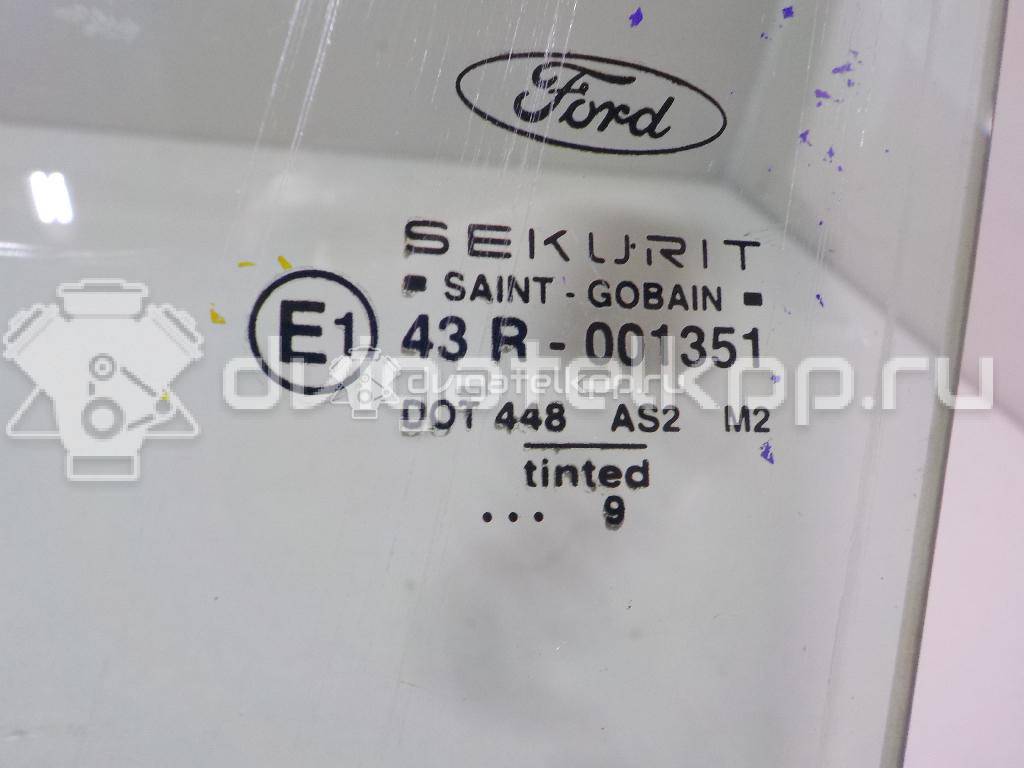Фото Стекло двери передней левой  1088905 для Ford Focus {forloop.counter}}