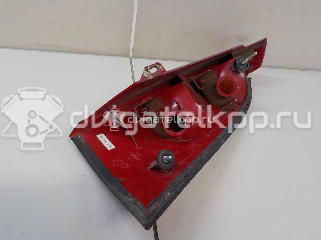 Фото Фонарь задний правый  1214226 для Ford Focus {forloop.counter}}
