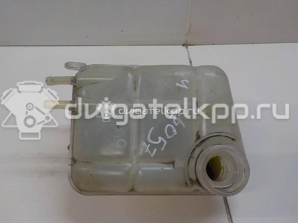 Фото Бачок расширительный  1091364 для Ford Focus {forloop.counter}}