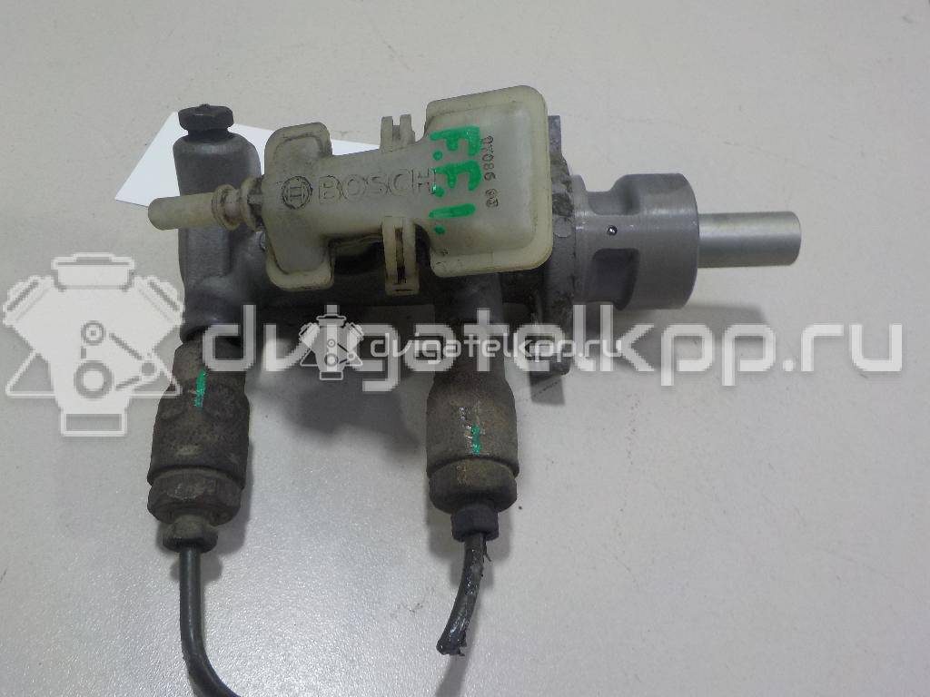 Фото Цилиндр тормозной главный  1134815 для Ford Focus {forloop.counter}}