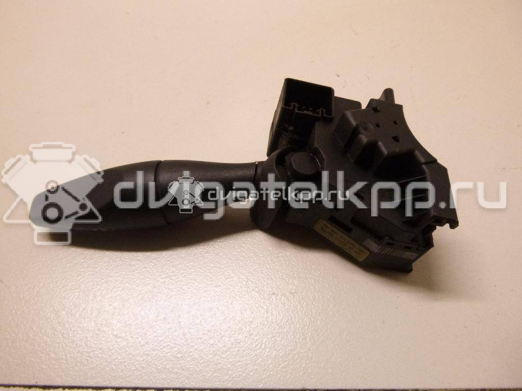 Фото Переключатель поворотов подрулевой  1145990 для Ford Focus {forloop.counter}}