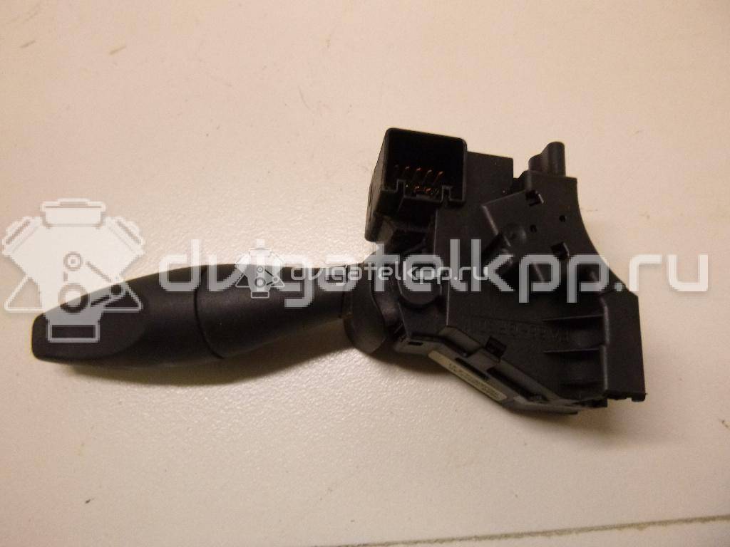 Фото Переключатель поворотов подрулевой  1145990 для Ford Focus {forloop.counter}}