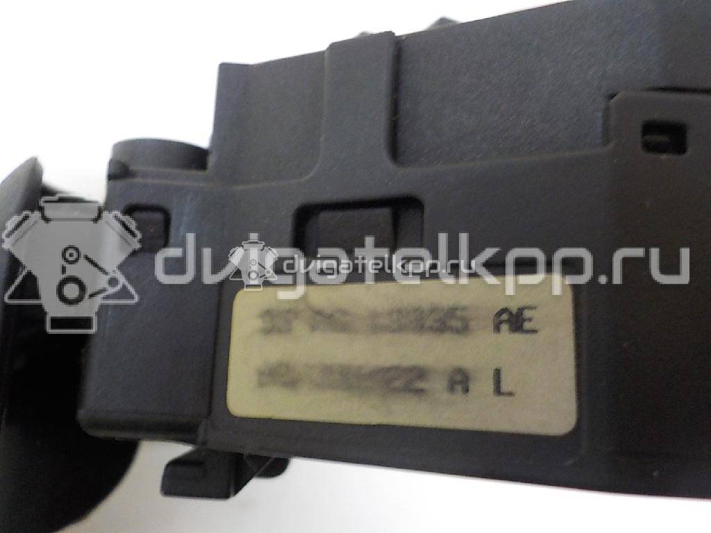 Фото Переключатель поворотов подрулевой  1145990 для Ford Focus {forloop.counter}}