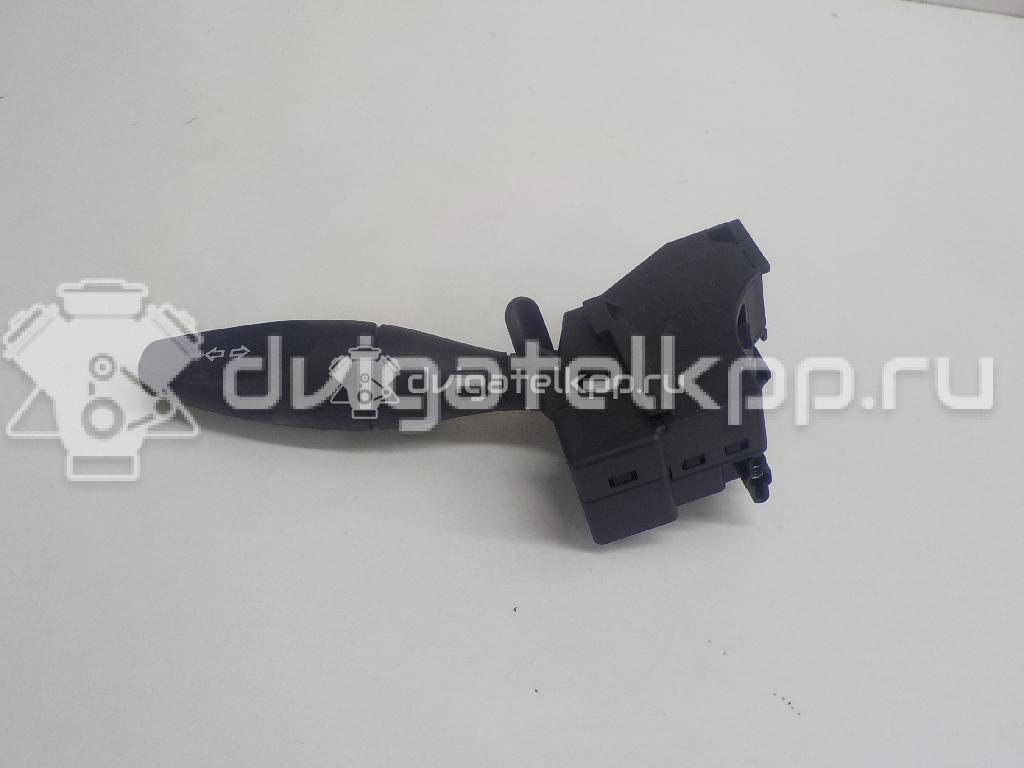 Фото Переключатель поворотов подрулевой  1145990 для Ford Focus {forloop.counter}}