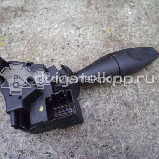 Фото Переключатель поворотов подрулевой  1064340 для Ford Focus