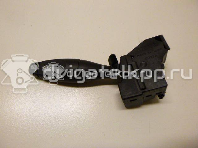 Фото Переключатель поворотов подрулевой  1145991 для Ford Focus {forloop.counter}}