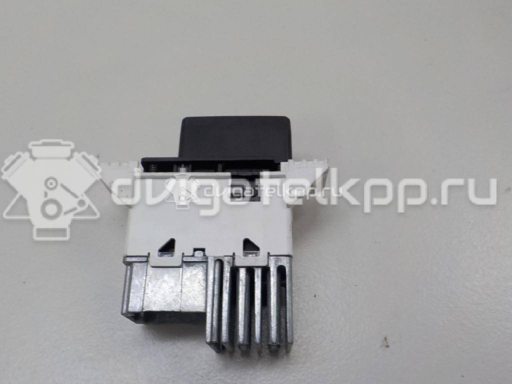 Фото Кнопка аварийной сигнализации  1112004 для Ford Focus {forloop.counter}}