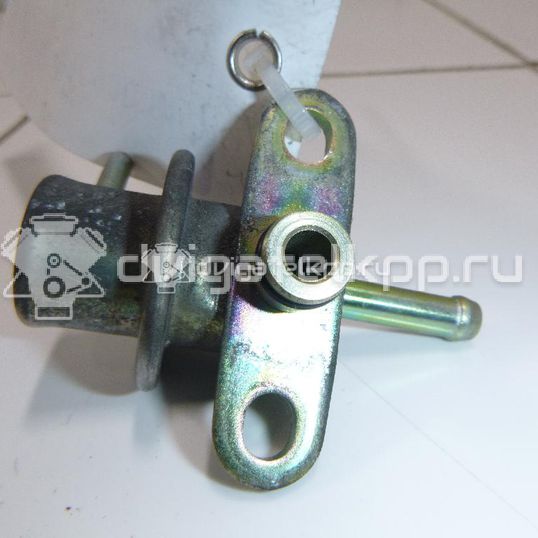 Фото Регулятор давления топлива для двигателя 4G15 (16V) для Mitsubishi Colt / Mirage / Lancer 86-110 л.с 16V 1.5 л бензин MR420443