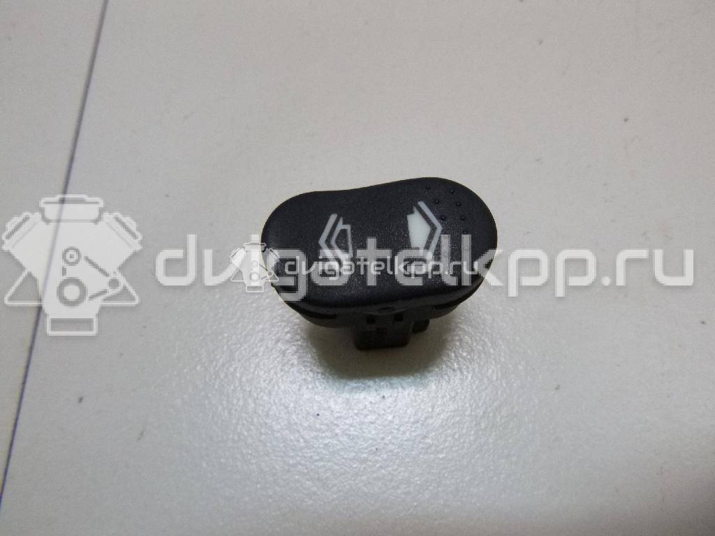 Фото Кнопка стеклоподъемника  1324939 для Ford Focus {forloop.counter}}