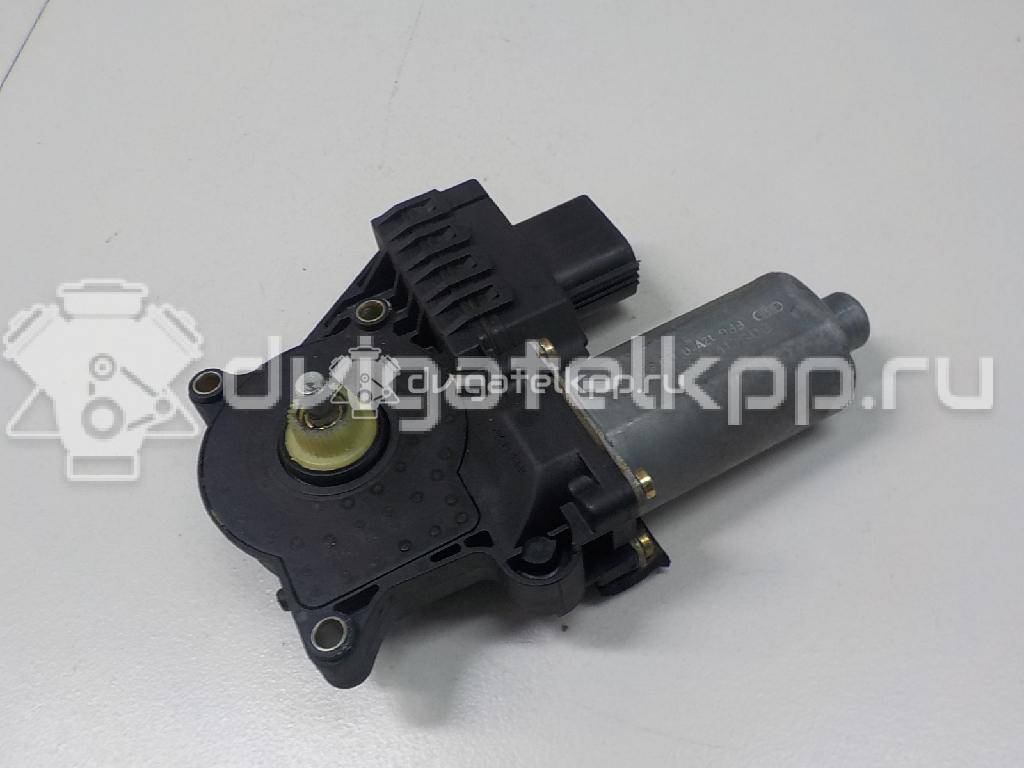 Фото Моторчик стеклоподъемника  1060730 для Ford Focus {forloop.counter}}