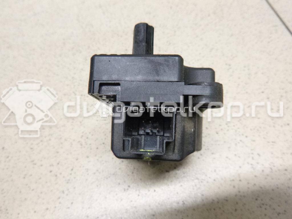 Фото Моторчик заслонки отопителя  1S7H19E616AA для Ford Focus / Mondeo {forloop.counter}}