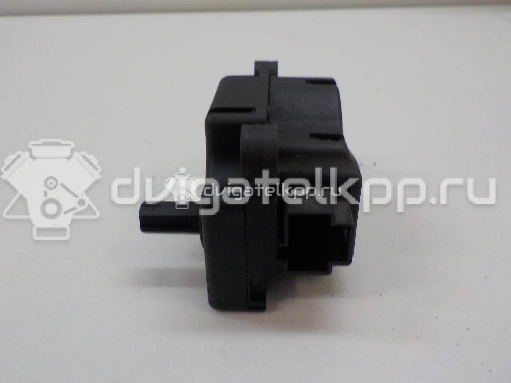 Фото Моторчик заслонки отопителя  1S7H19E616AA для Ford Focus / Mondeo {forloop.counter}}