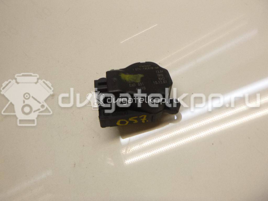 Фото Моторчик заслонки отопителя  1S7H19E616AA для Ford Focus / Mondeo {forloop.counter}}