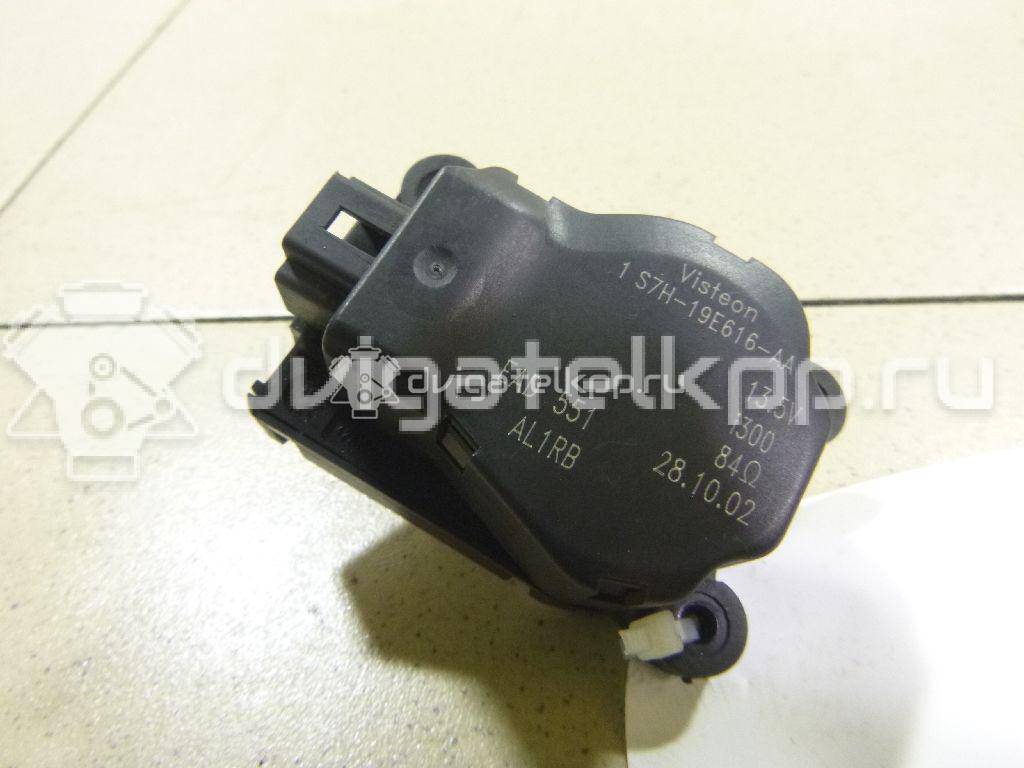 Фото Моторчик заслонки отопителя  1S7H19E616AA для Ford Focus / Mondeo {forloop.counter}}