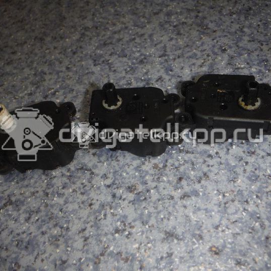 Фото Моторчик заслонки отопителя  1448242 для Ford Focus / Mondeo