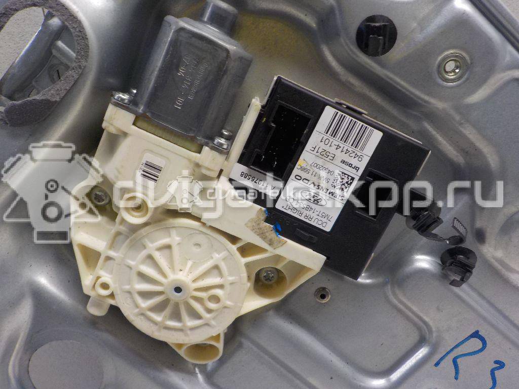 Фото Стеклоподъемник электр. задний правый  1738648 для Ford Focus / Kuga / C-Max / Grand {forloop.counter}}