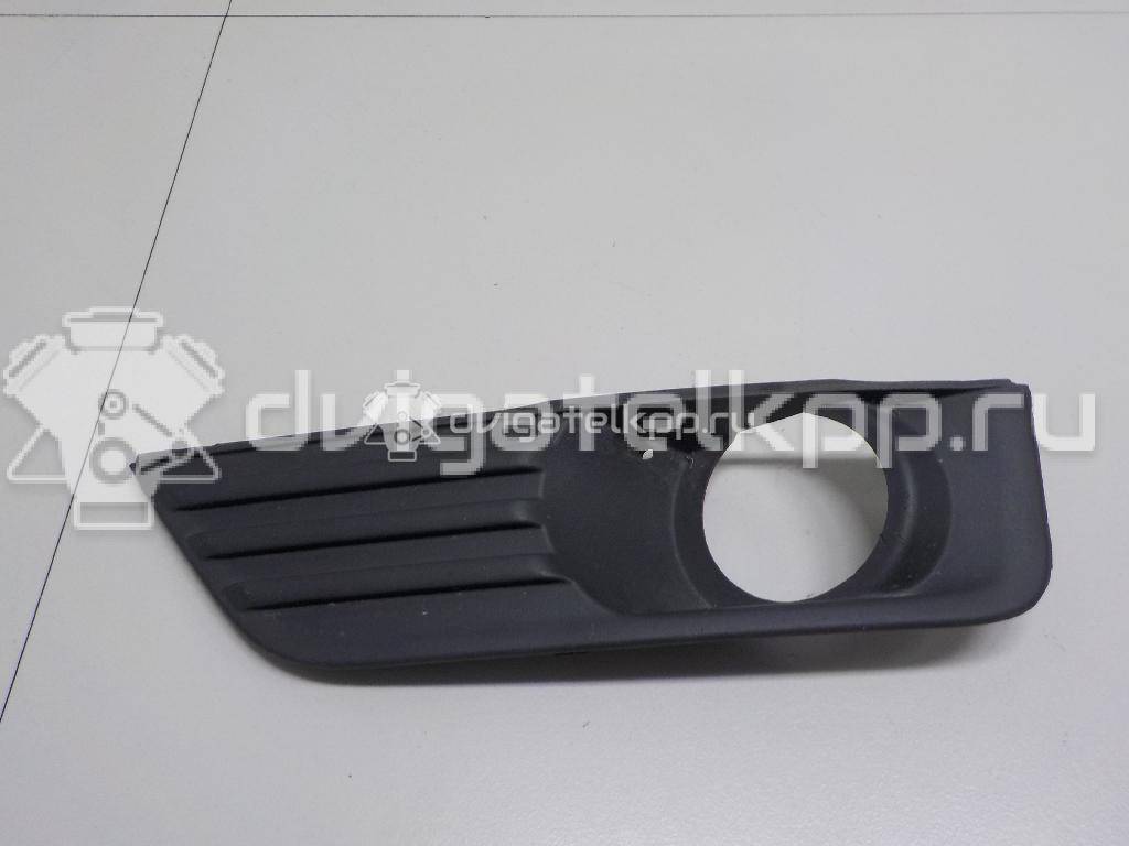 Фото Решетка в бампер левая  4M5119953AE для Ford Focus {forloop.counter}}