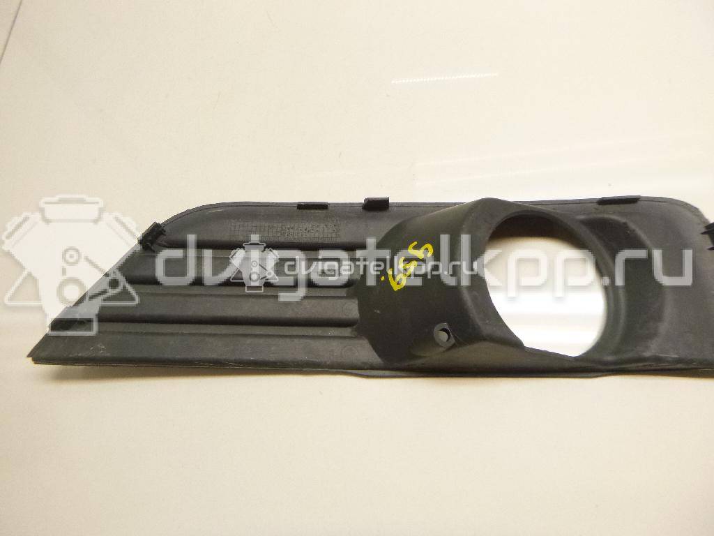 Фото Решетка в бампер левая  4M5119953AE для Ford Focus {forloop.counter}}