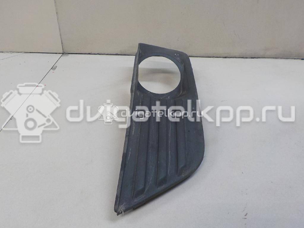 Фото Решетка в бампер левая  4M5119953AE для Ford Focus {forloop.counter}}