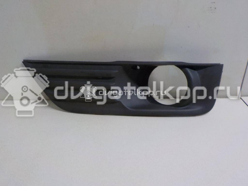 Фото Решетка в бампер левая  4M5119953AE для Ford Focus {forloop.counter}}