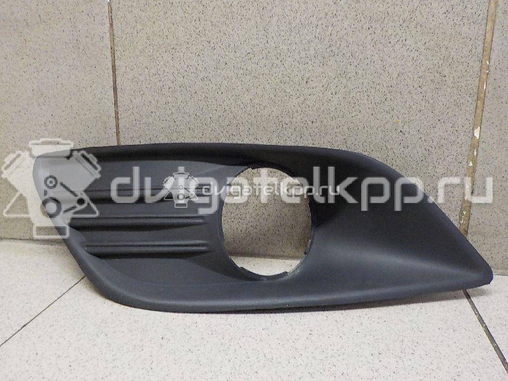 Фото Решетка в бампер левая  1528561 для Ford Focus {forloop.counter}}