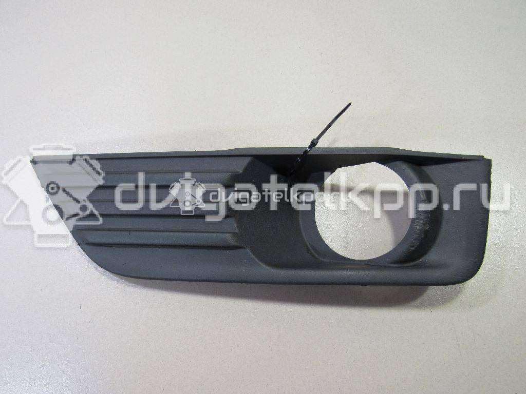 Фото Решетка в бампер левая  1337349 для Ford Focus {forloop.counter}}