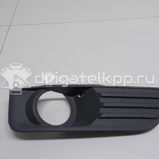 Фото Решетка в бампер правая  4M5119952AE для Ford Focus