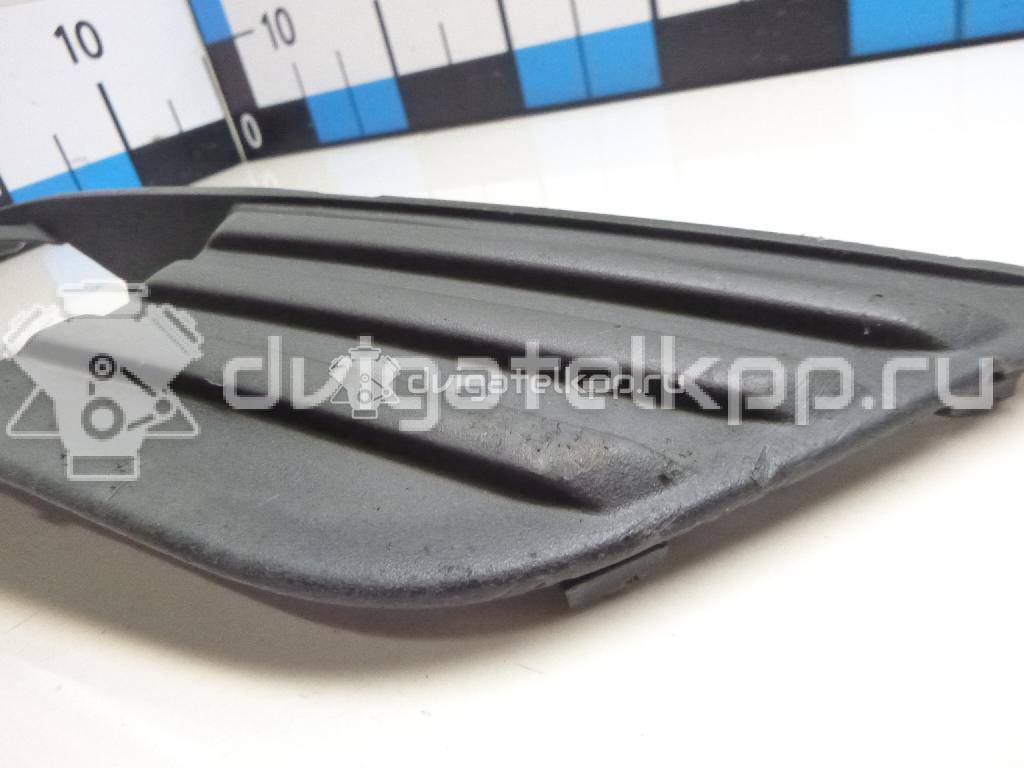 Фото Решетка в бампер правая  4M5119952AE для Ford Focus {forloop.counter}}