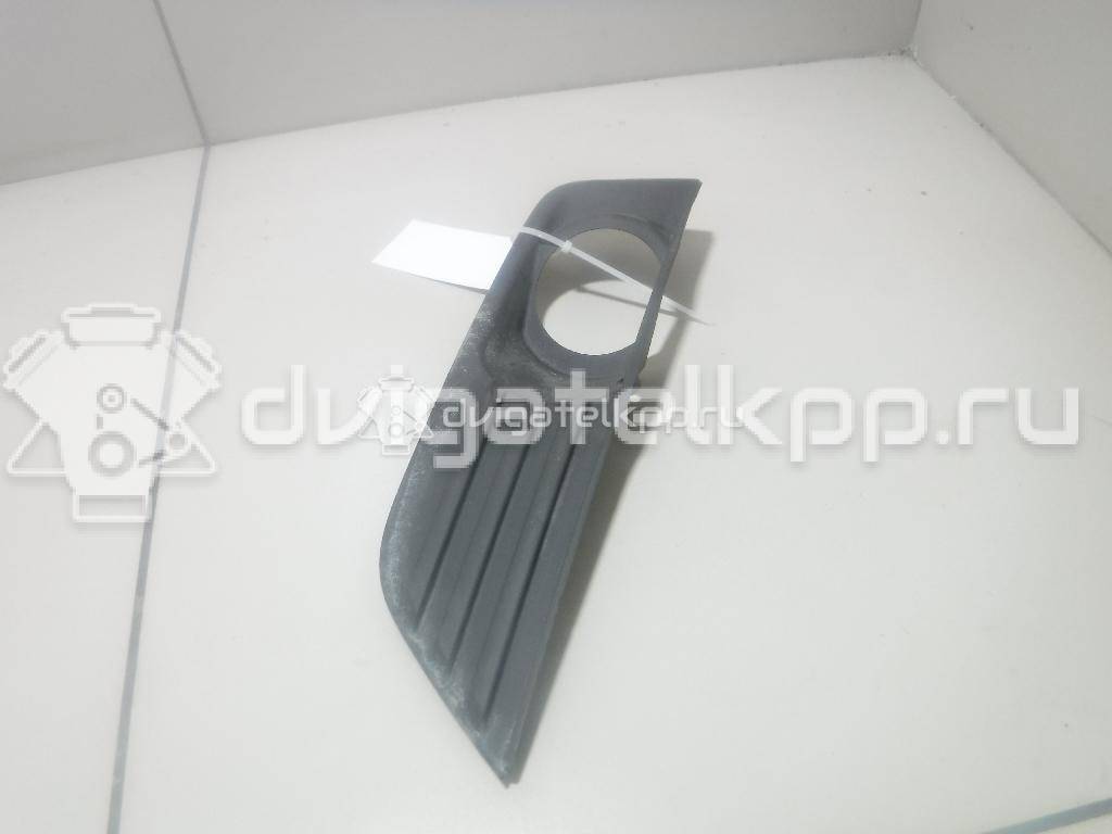 Фото Решетка в бампер правая  4M5119952AE для Ford Focus {forloop.counter}}