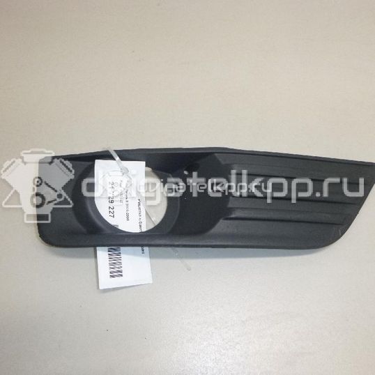 Фото Решетка в бампер правая  1337347 для Ford Focus