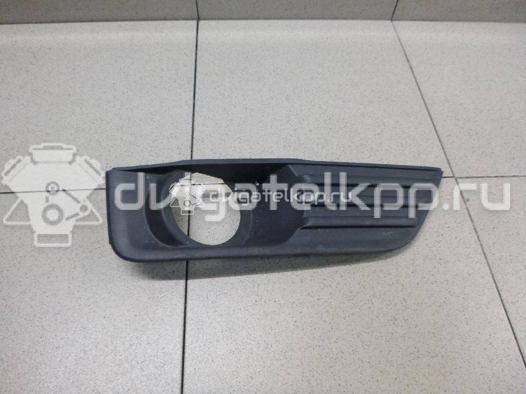 Фото Решетка в бампер правая  1337347 для Ford Focus {forloop.counter}}