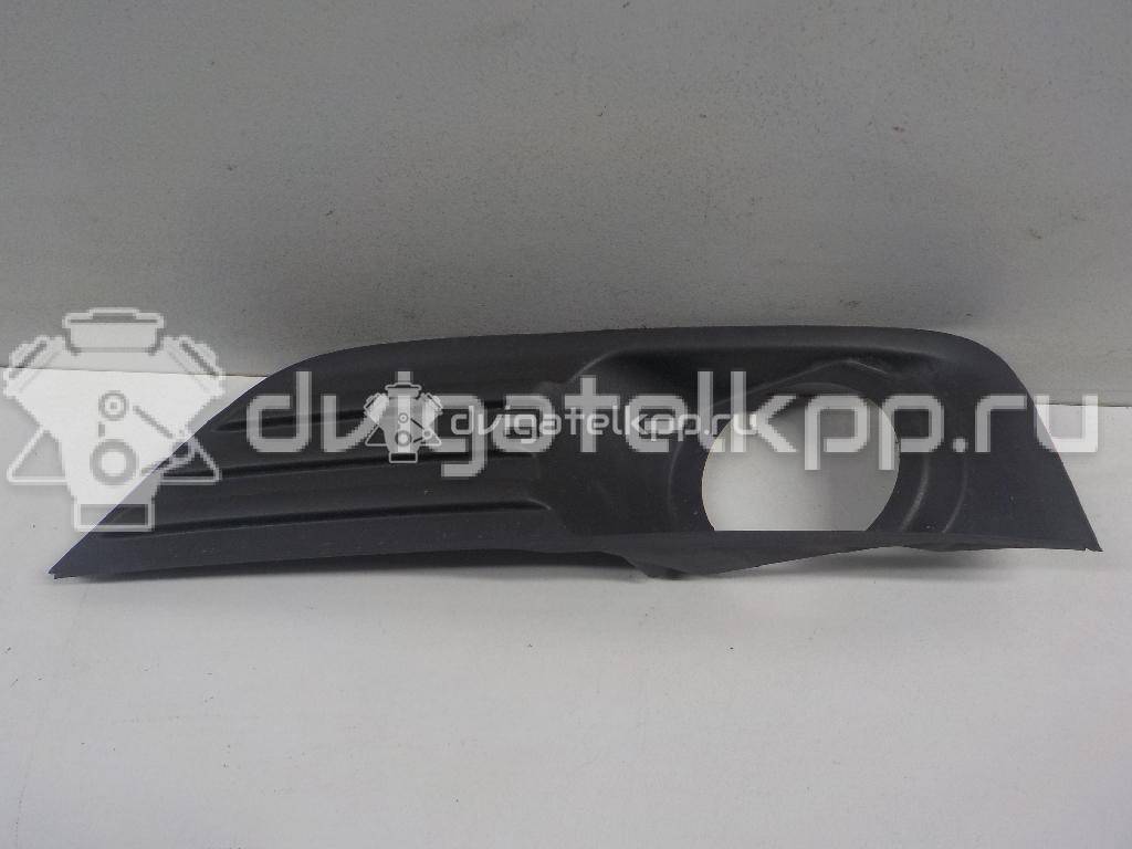 Фото Решетка в бампер правая  1337347 для Ford Focus {forloop.counter}}