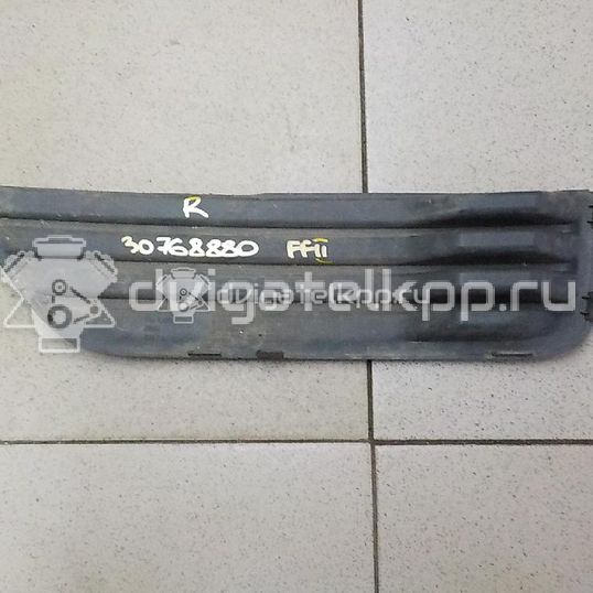 Фото Решетка в бампер правая  1337348 для Ford Focus