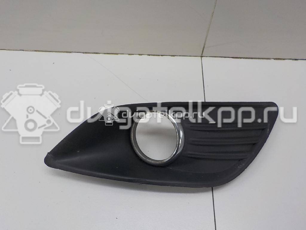 Фото Решетка в бампер правая  1528560 для Ford Focus {forloop.counter}}