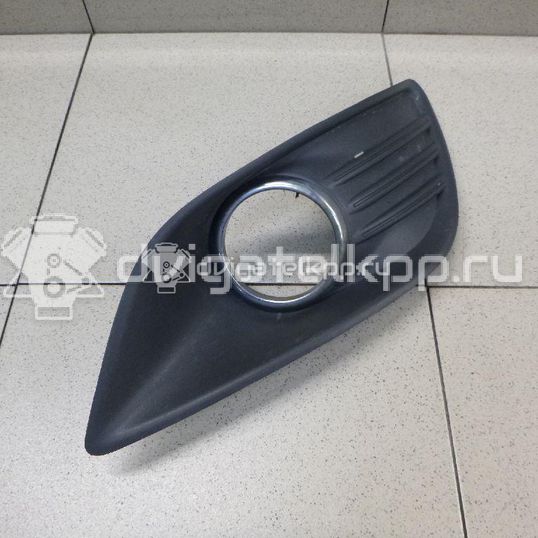 Фото Решетка в бампер правая  1528560 для Ford Focus