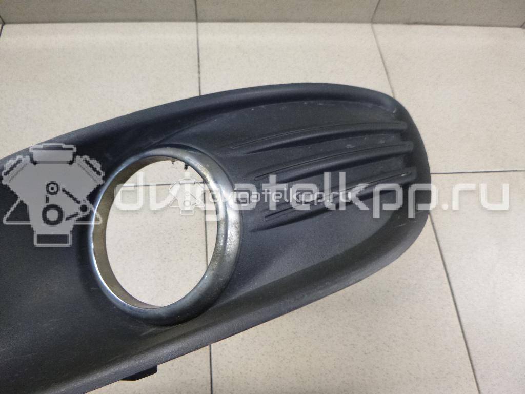 Фото Решетка в бампер правая  1528560 для Ford Focus {forloop.counter}}