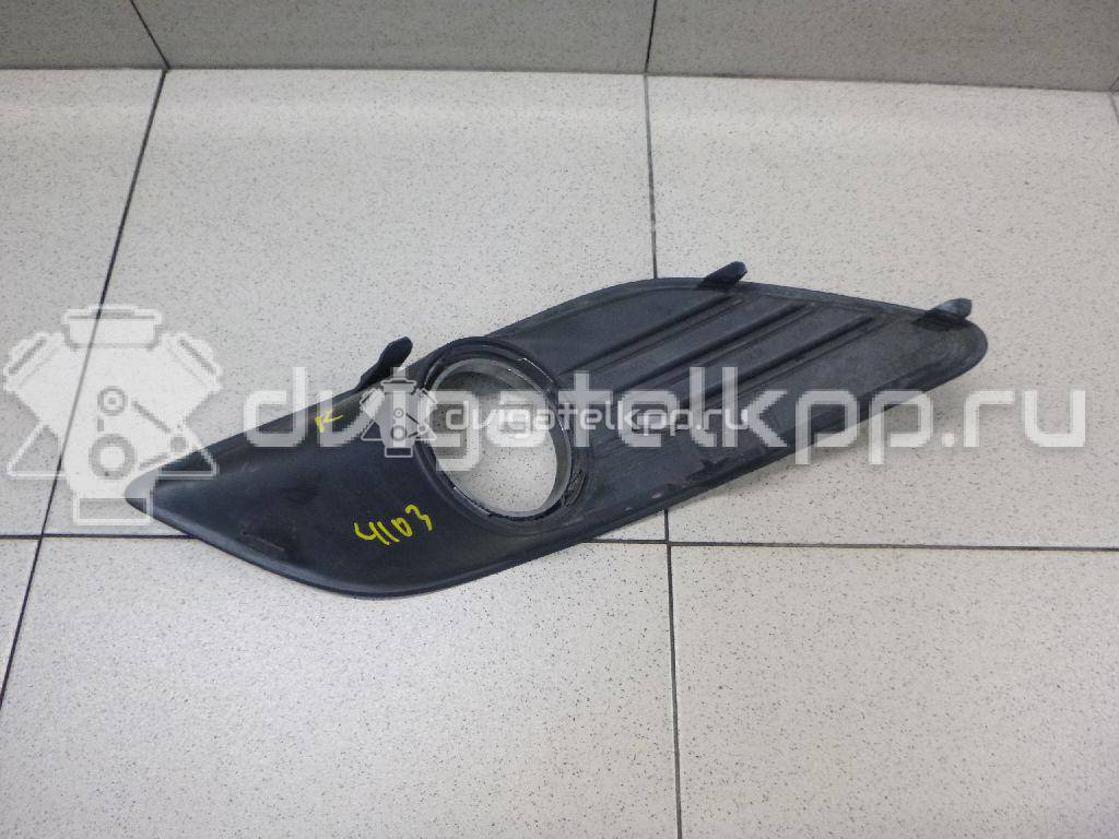 Фото Решетка в бампер правая  1528560 для Ford Focus {forloop.counter}}