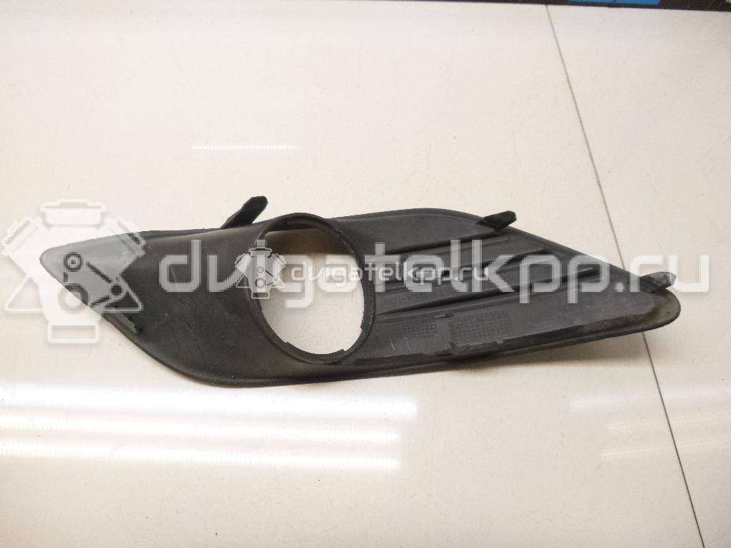 Фото Решетка в бампер правая  1528560 для Ford Focus {forloop.counter}}