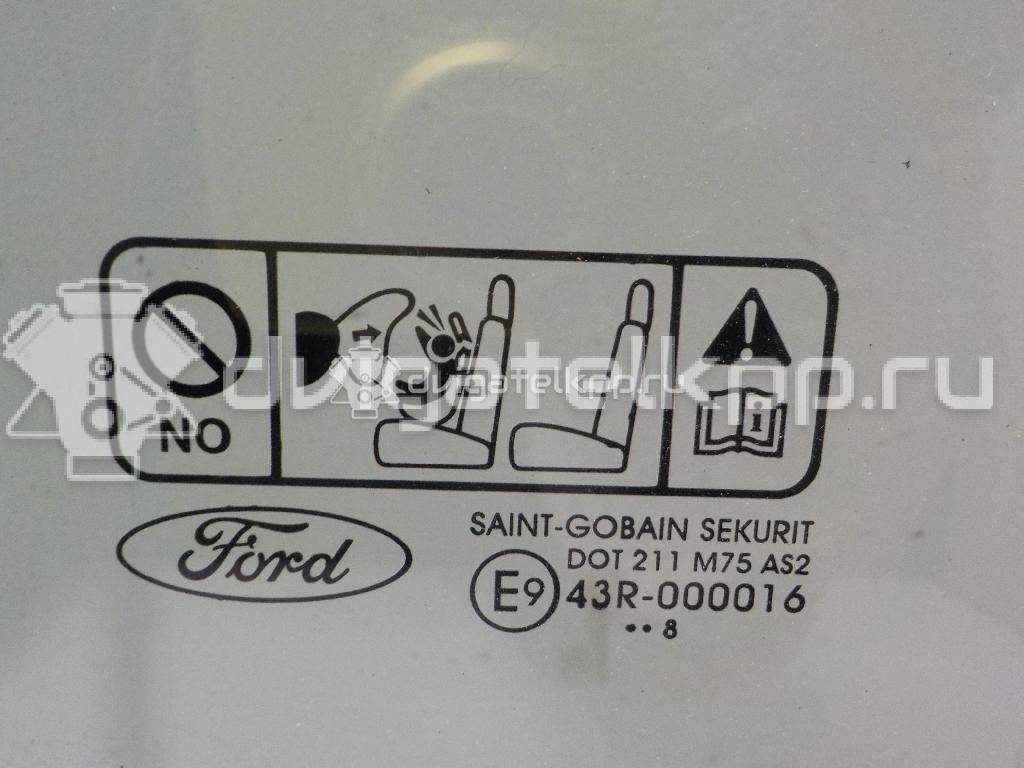 Фото Стекло двери передней левой  1342624 для Ford Focus {forloop.counter}}