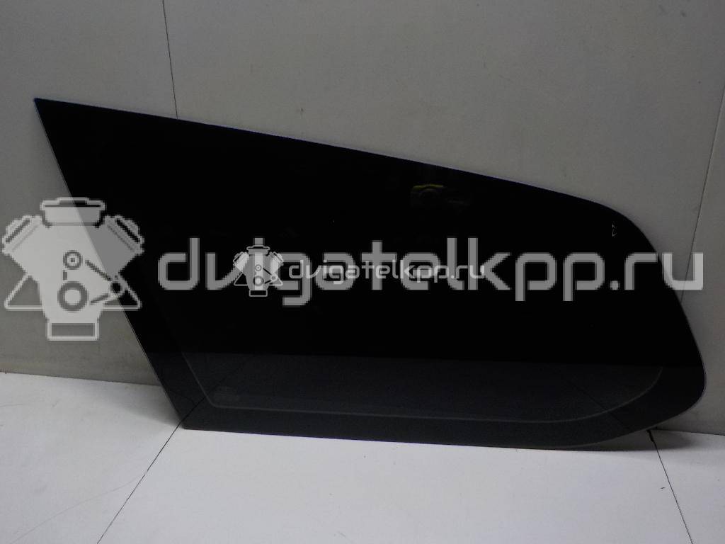 Фото Стекло кузовное глухое левое  1367769 для Ford Focus {forloop.counter}}