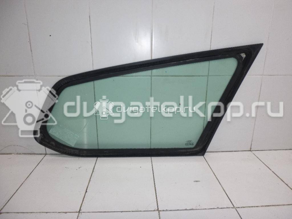 Фото Стекло кузовное глухое левое  1367769 для Ford Focus {forloop.counter}}