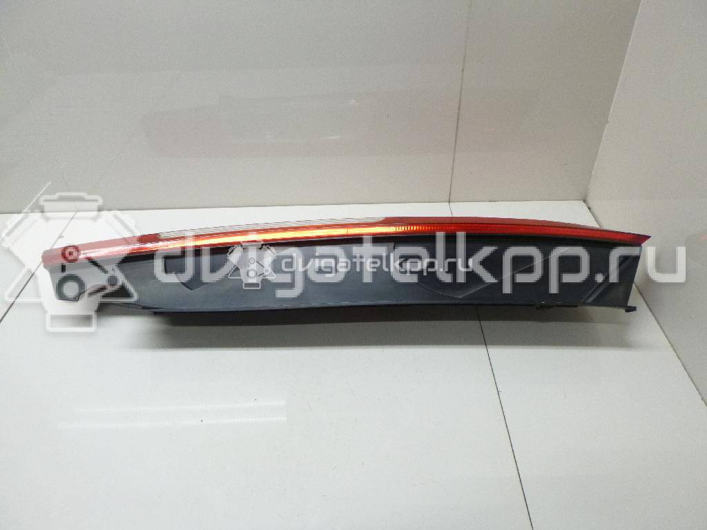 Фото Фонарь задний правый  1420450 для Ford Focus {forloop.counter}}